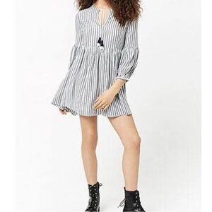 Forever 21 Blue & White Striped Tassel Tie‎ Babydoll Dress - Size M